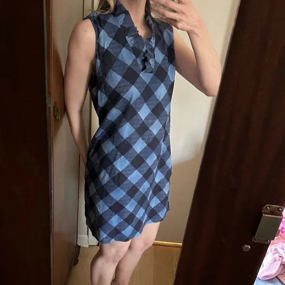Crown & Ivy Blue Checkered Shift Dress Ruffle Collar Size Medium Crown & Ivy Blue Checkered Shift Dress Ruffle Collar Size Medium